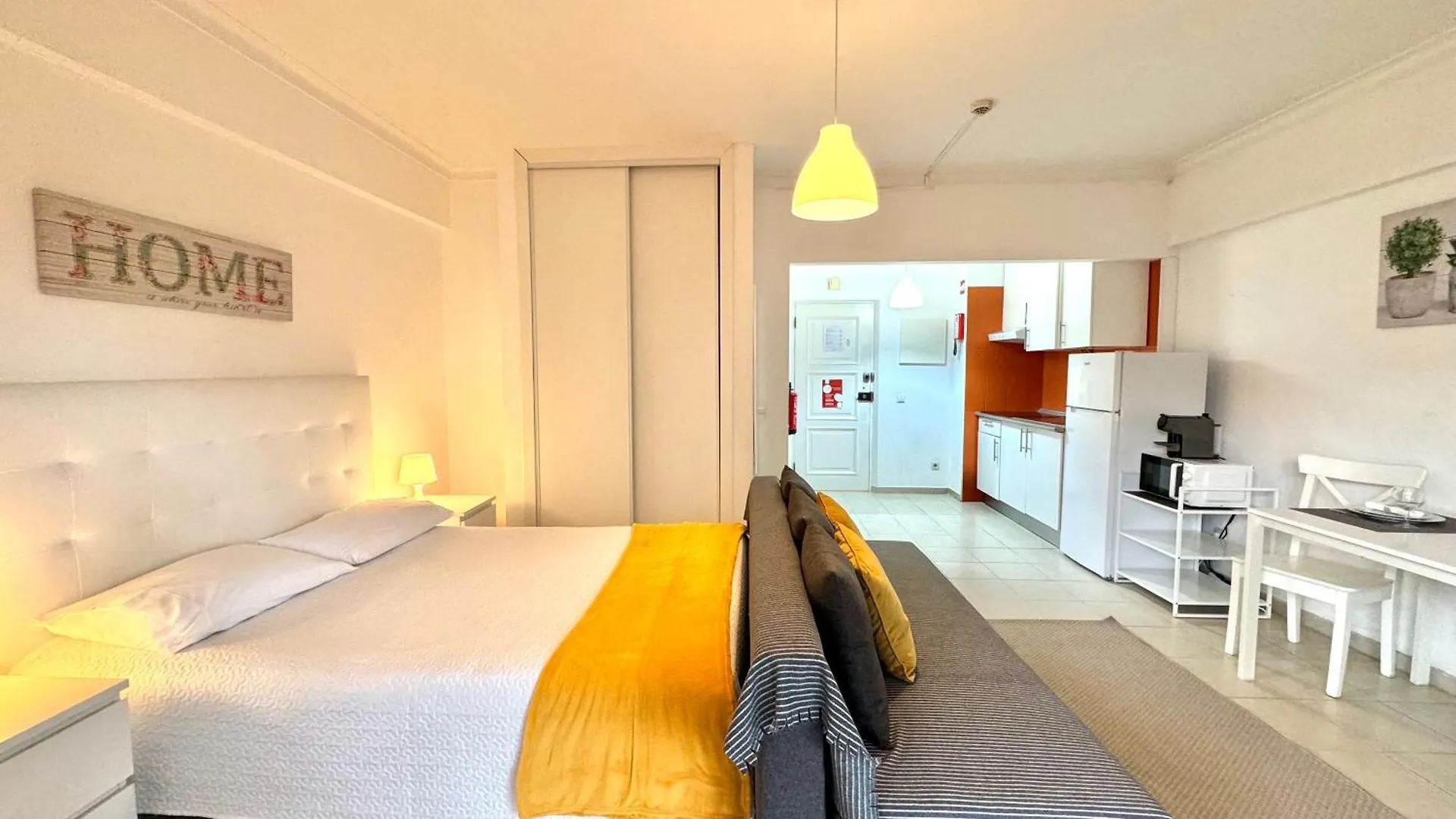 Praia Da Rocha, 404 Casa Dos Arcos, Charming Studio, Air Conditioning, Internet, Pools, Sea View, By Ig Portimão 0*,